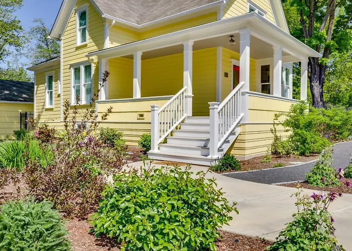 Historic Home Near Downtown Salem: Walk To Capitol