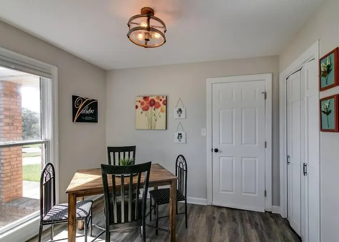 The Residence At Hilltop Acres - Clarksville, Tn