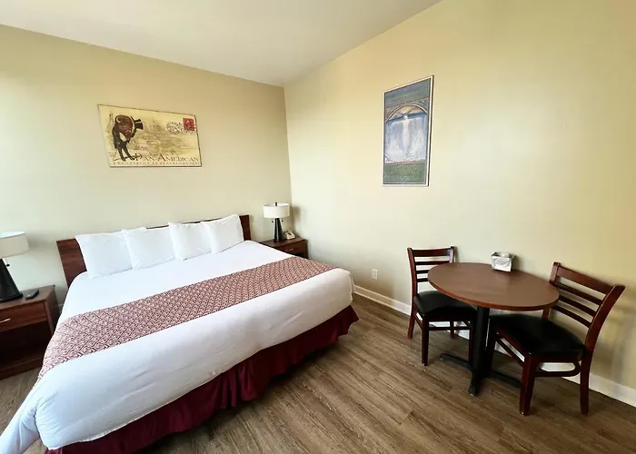 Lenox Hotel And Suites