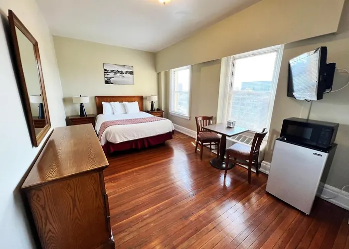 Lenox Hotel And Suites