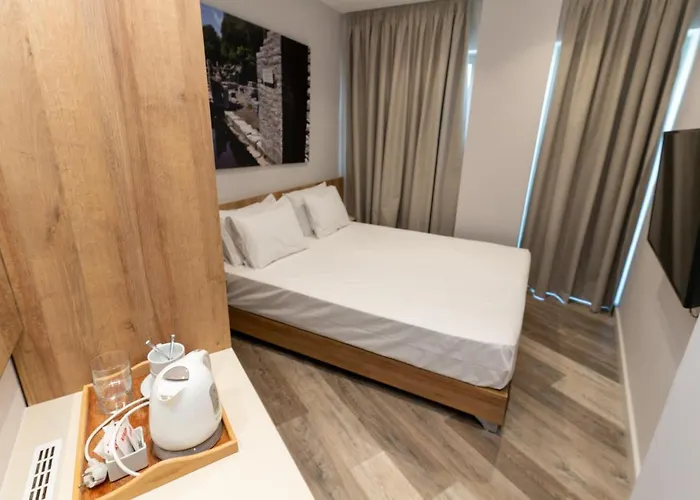 Titania Hotel