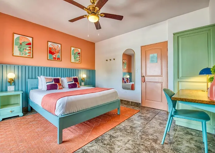 Bocas Paradise Hotel