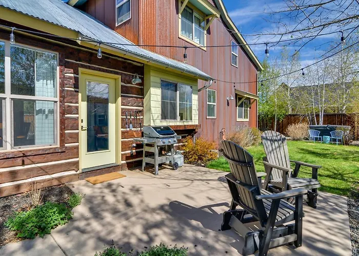 Buena Vista Vacation Home: Hot Tub, Mountain Views