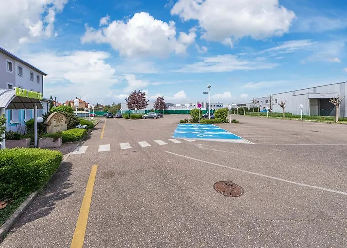 B&B HOTEL Strasbourg Aéroport