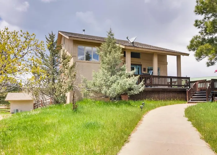 Deck & Fire Pit: Pagosa Springs Home!