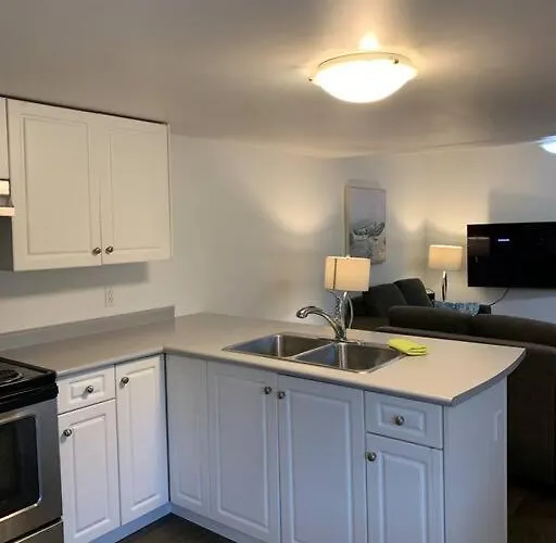 Cosy Country Mobile Home On 18 Acres Farm Sleeps 5