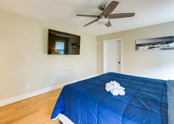 Harkers Island Vacation Rental With Pool Table!