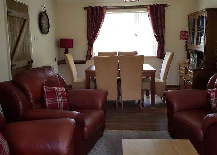 Pet Friendly Beautiful Detached Cottage Close To Spurn Point, Easington And Withersea