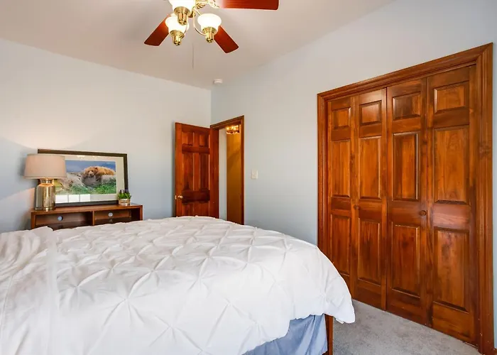 Home In Cimarron National Golf Club W/ Hot Tub!