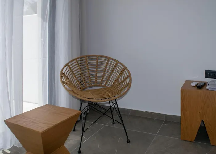 Giannoulaki Hotel
