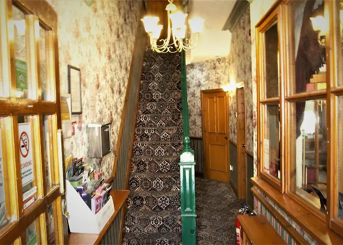 Pine Lodge Hotel