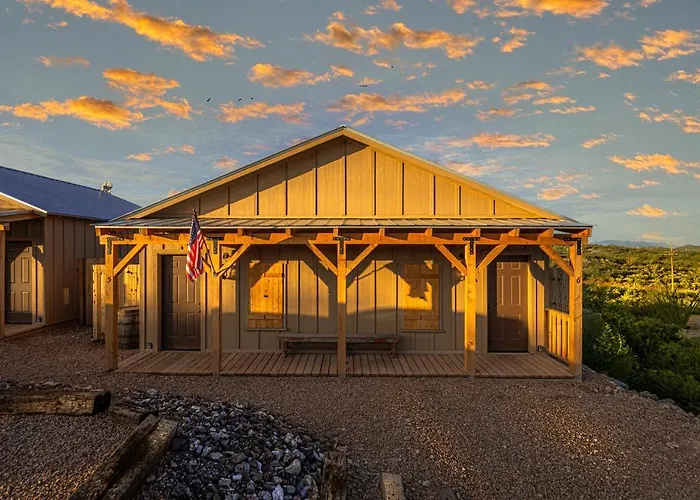 -Pet Friendly- Miners Cabin #6 - King Bed With Private Balcony