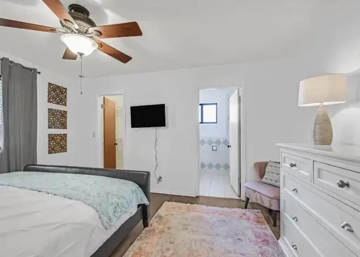 Beautiful Oasis With Rv Or Boat Parking