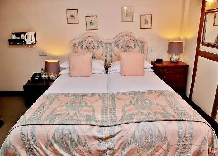 The Inglenook Hotel
