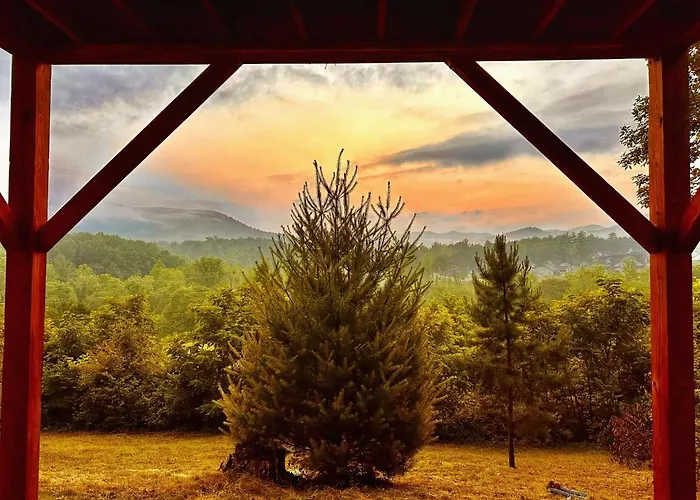 Pleasant Grove Cottages - Misty Mtn