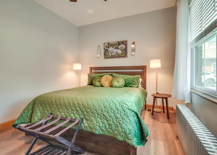 Cozy Pennsylvania Retreat Near Hiking & Golfing!