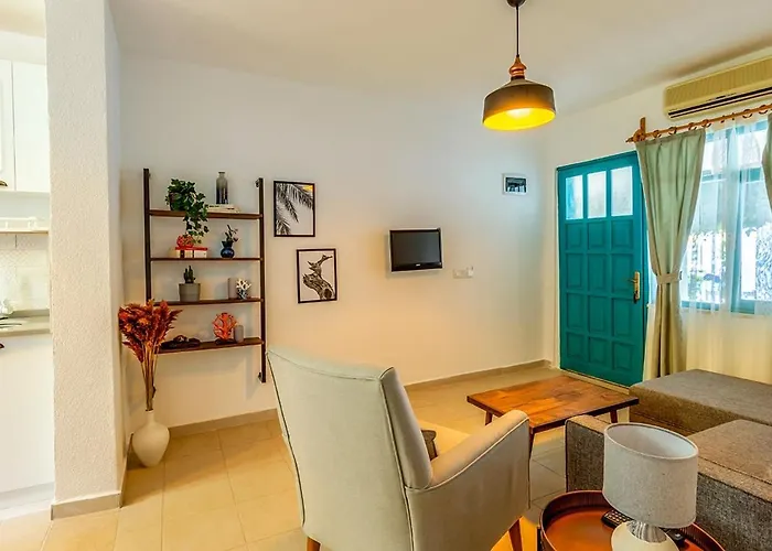 Avlu Otel Palamutbuekue