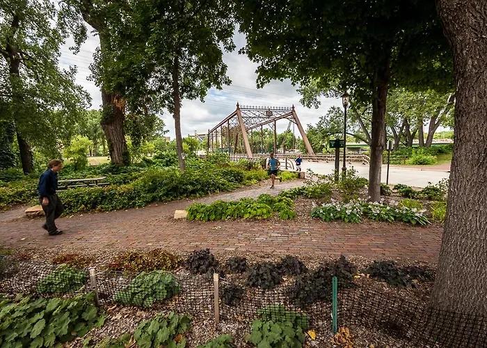 Nicollet Island Inn
