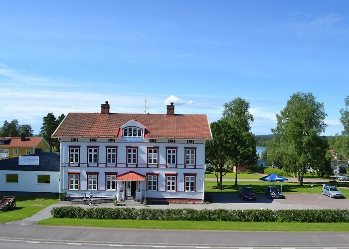 Varmland Hotel