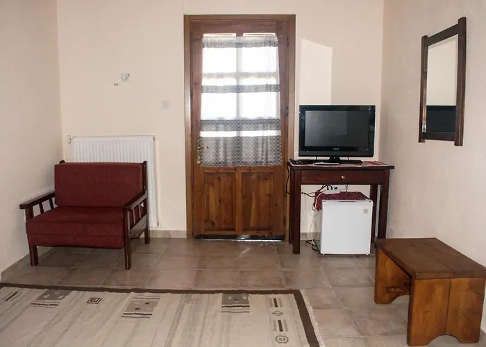 Varnous Hotel