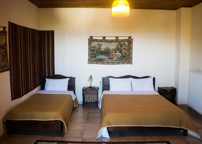 Varnous Hotel