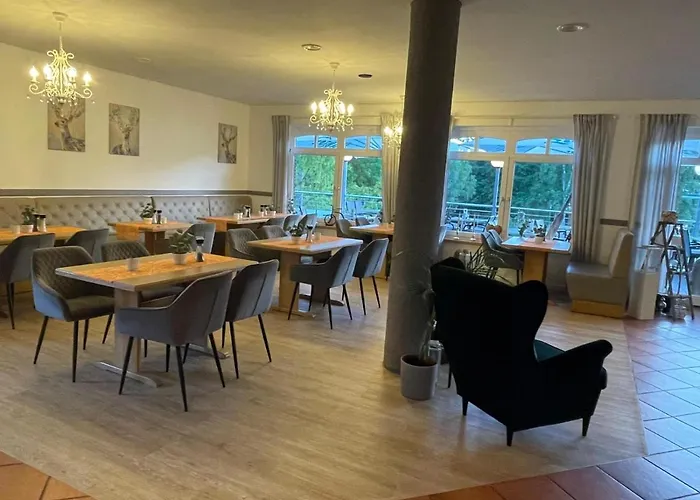 Hotel und Restaurant zum bunten Hirsch