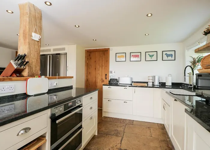 2 Dewars Farm Cottages