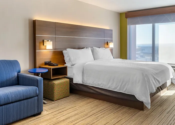 Holiday Inn Express Hotel & Suites Albuquerque Midtown By Ihg