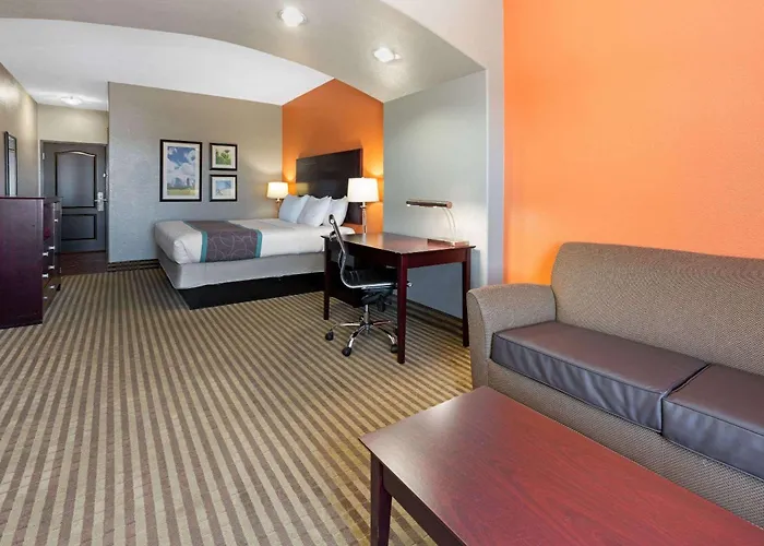 La Quinta By Wyndham Houston Iah Bush Intl Airport E