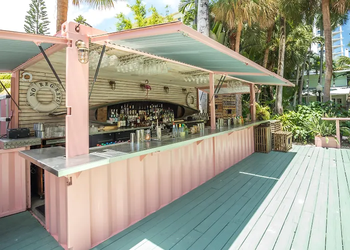 Miami River Inn By Renzzi