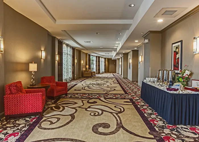 Crowne Plaza Ft Myers Gulf Coast By Ihg