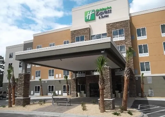 Holiday Inn Express & Suites Southport - Oak Island Area By Ihg