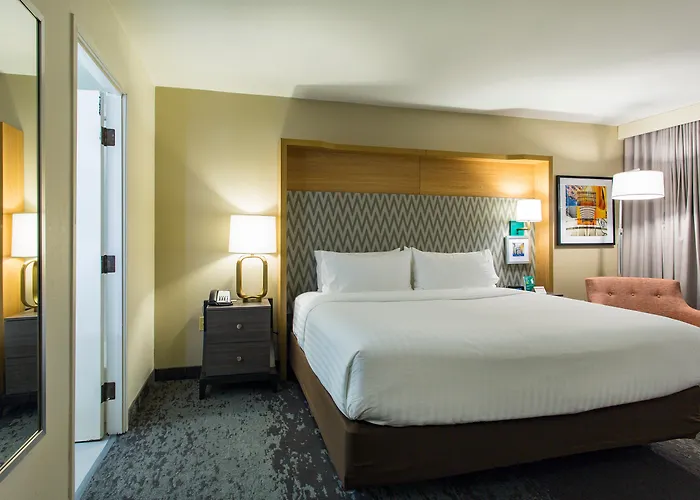 Holiday Inn Chicago North Shore By Ihg