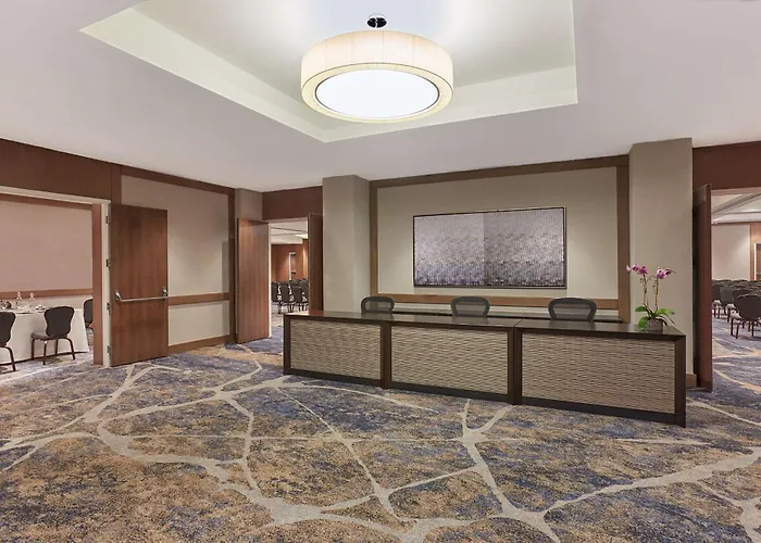 Hyatt Regency Newport Beach West