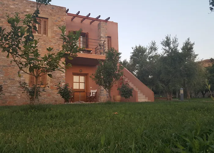 Liotrivi Historical Mansion And Boutique Hotel