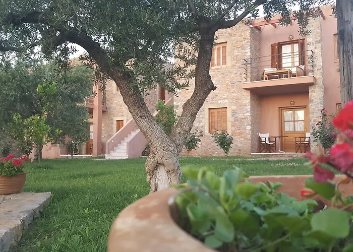 Liotrivi Historical Mansion And Boutique Hotel