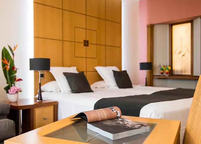 Grand Hotel Les Flamants Roses Thalasso & Spa