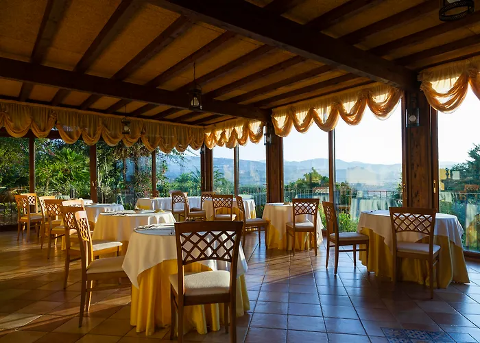 Hotel Foresteria Baglio Della Luna