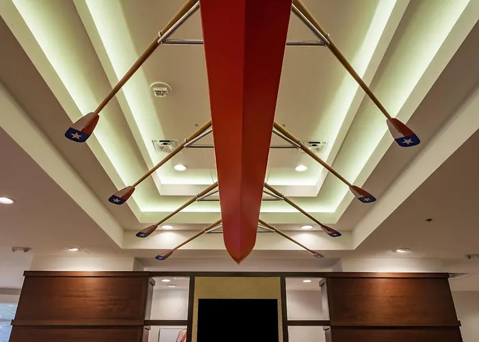 Holiday Inn Austin -Town Lake By Ihg