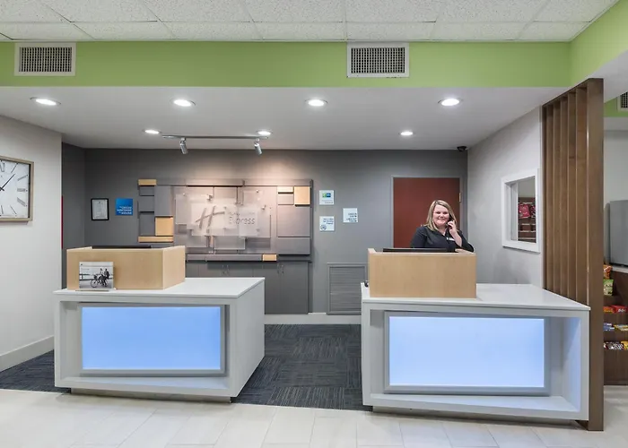Holiday Inn Express Hillsville By Ihg