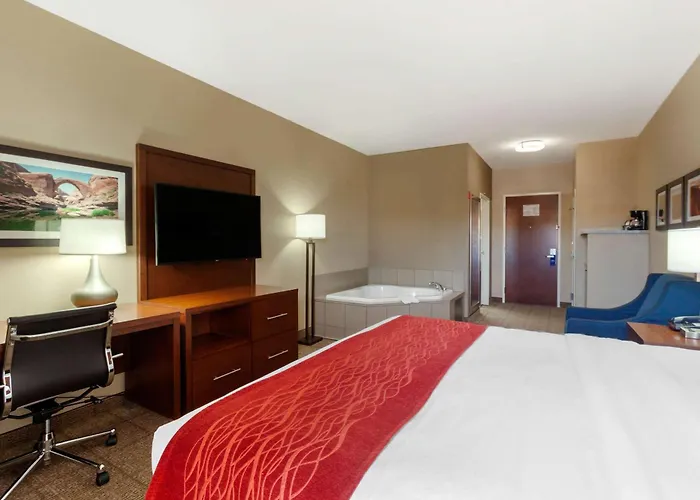 Comfort Inn & Suites Page At Lake Powell