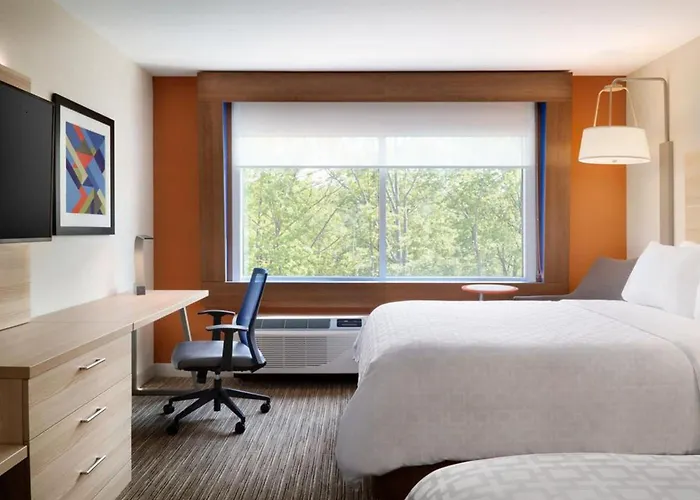 Holiday Inn Express Flint-Campus Area By Ihg