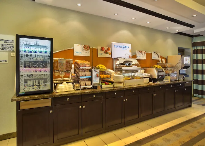 Holiday Inn Express Kingston Central By Ihg