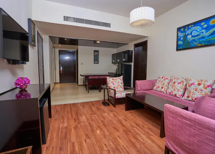 E Hotel