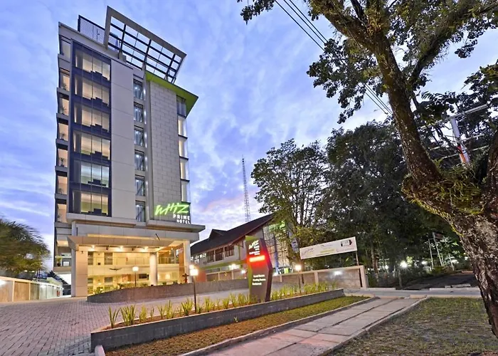 Whiz Prime Hotel Khatib Sulaiman Padang