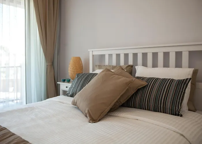 Truemar Hotels & Suites