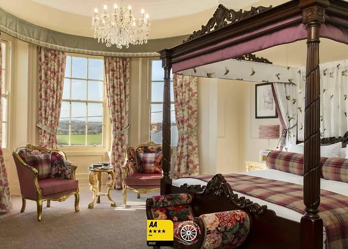 The Tudor House Hotel, Tewkesbury, Gloucestershire - The Coaching Inn Group