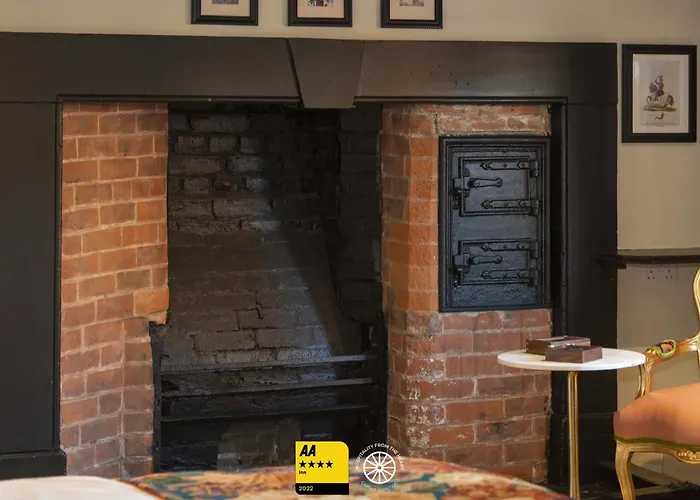 The Tudor House Hotel, Tewkesbury, Gloucestershire - The Coaching Inn Group