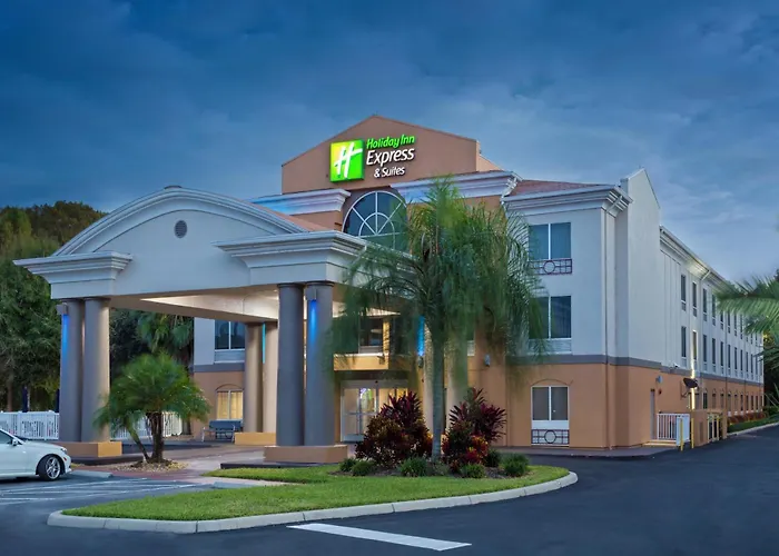 Holiday Inn Express & Suites Tavares By Ihg