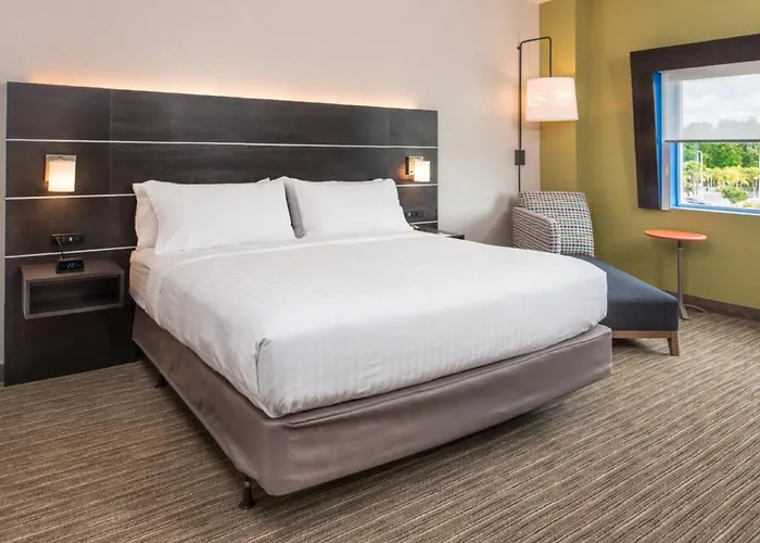 Holiday Inn Express & Suites - Tampa North - Wesley Chapel By Ihg